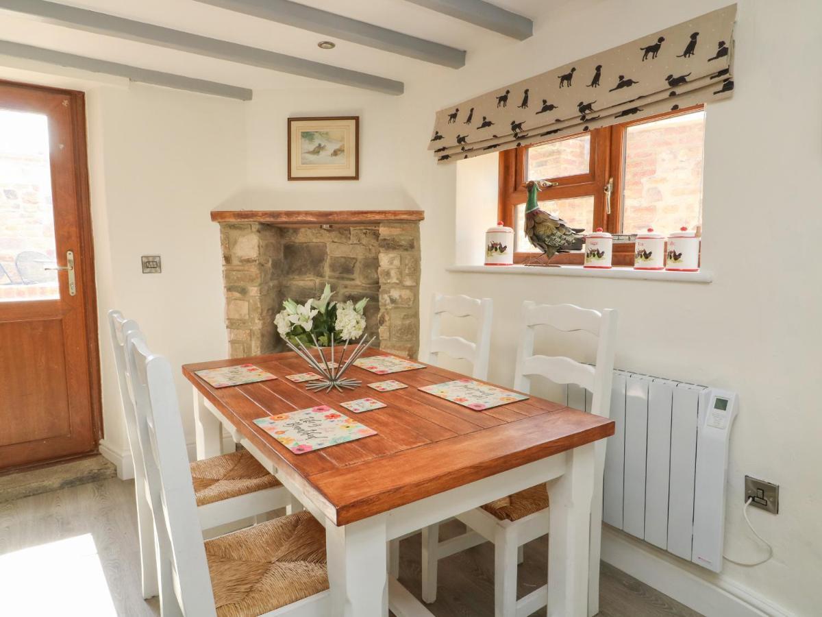 Pollard Cottage ノーサラートン エクステリア 写真